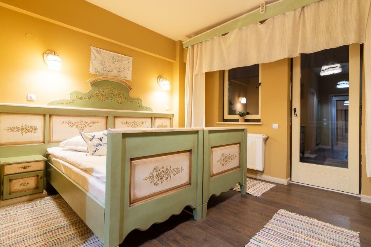 Hotel Kastel Transylvania